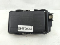 2019 Cadillac Xt4 Fusebox Fuse Box Panel Relay Module P/N:84557339 Fits OEM Used Auto Parts - Oemusedautoparts1.com