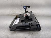 2019-2020 Cadillac Xt4 Radio AM FM Cd Player Receiver Replacement P/N:84572680 Fits Fits 2019 2020 OEM Used Auto Parts - Oem