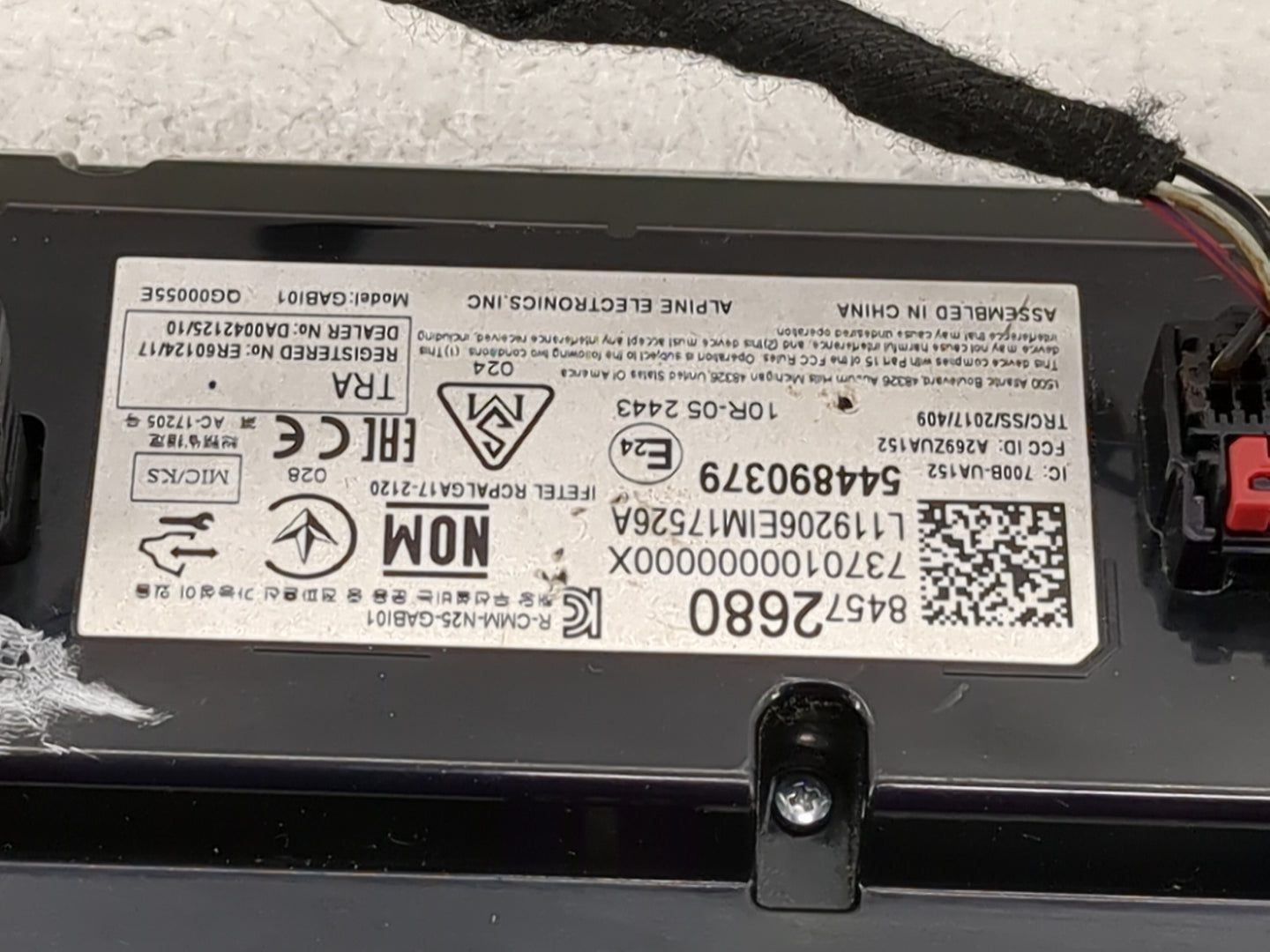 2019-2020 Cadillac Xt4 Radio AM FM Cd Player Receiver Replacement P/N:84572680 Fits Fits 2019 2020 OEM Used Auto Parts - Oem