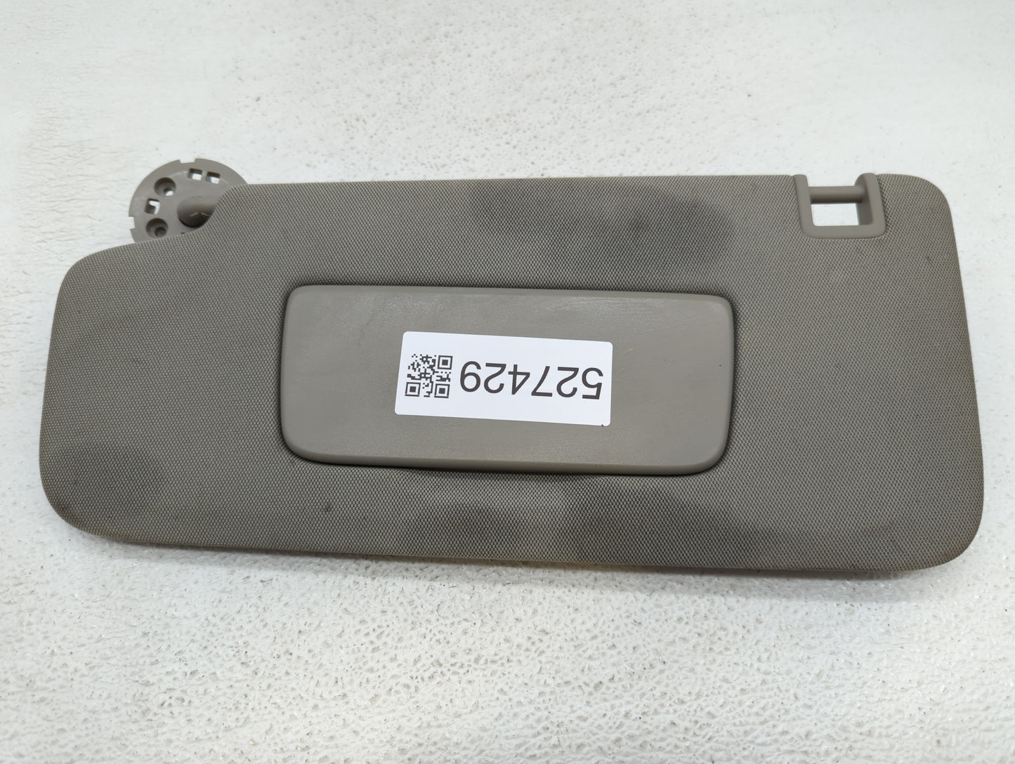 2019-2020 Cadillac Xt4 Sun Visor Shade Replacement Driver Left Mirror Fits Fits 2019 2020 OEM Used Auto Parts - Oemusedautop