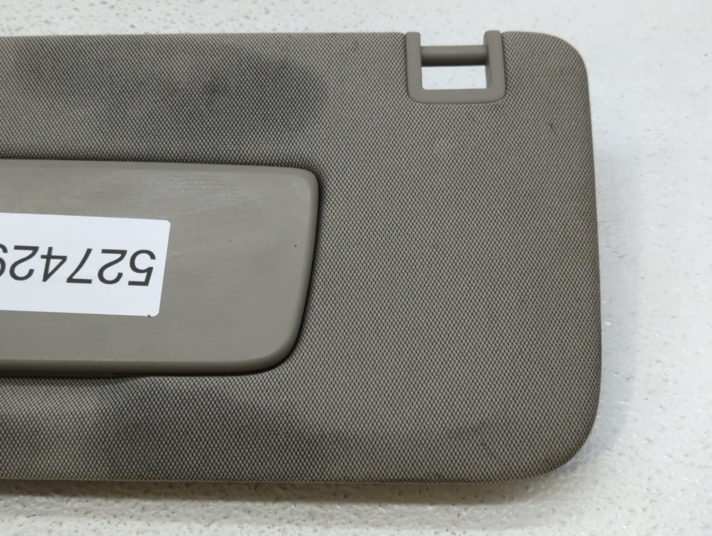 2019-2020 Cadillac Xt4 Sun Visor Shade Replacement Driver Left Mirror Fits Fits 2019 2020 OEM Used Auto Parts - Oemusedautop