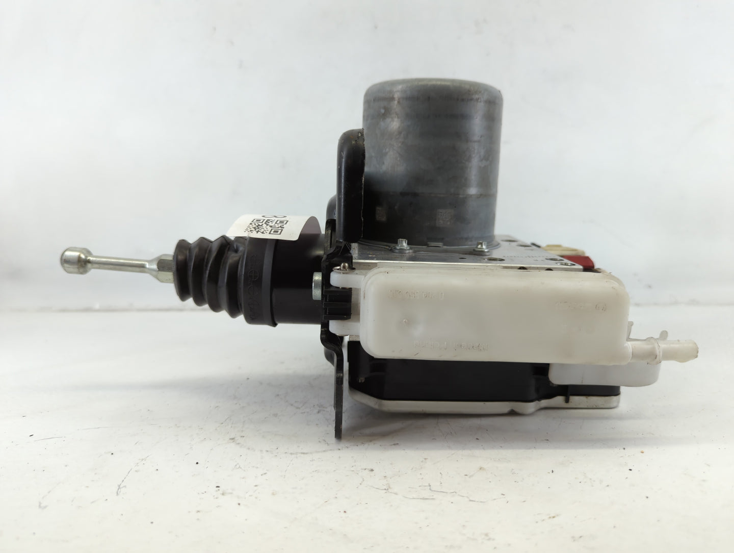 2020 Cadillac Xt4 ABS Pump Control Module Replacement P/N:84588356 Fits OEM Used Auto Parts - Oemusedautoparts1.com