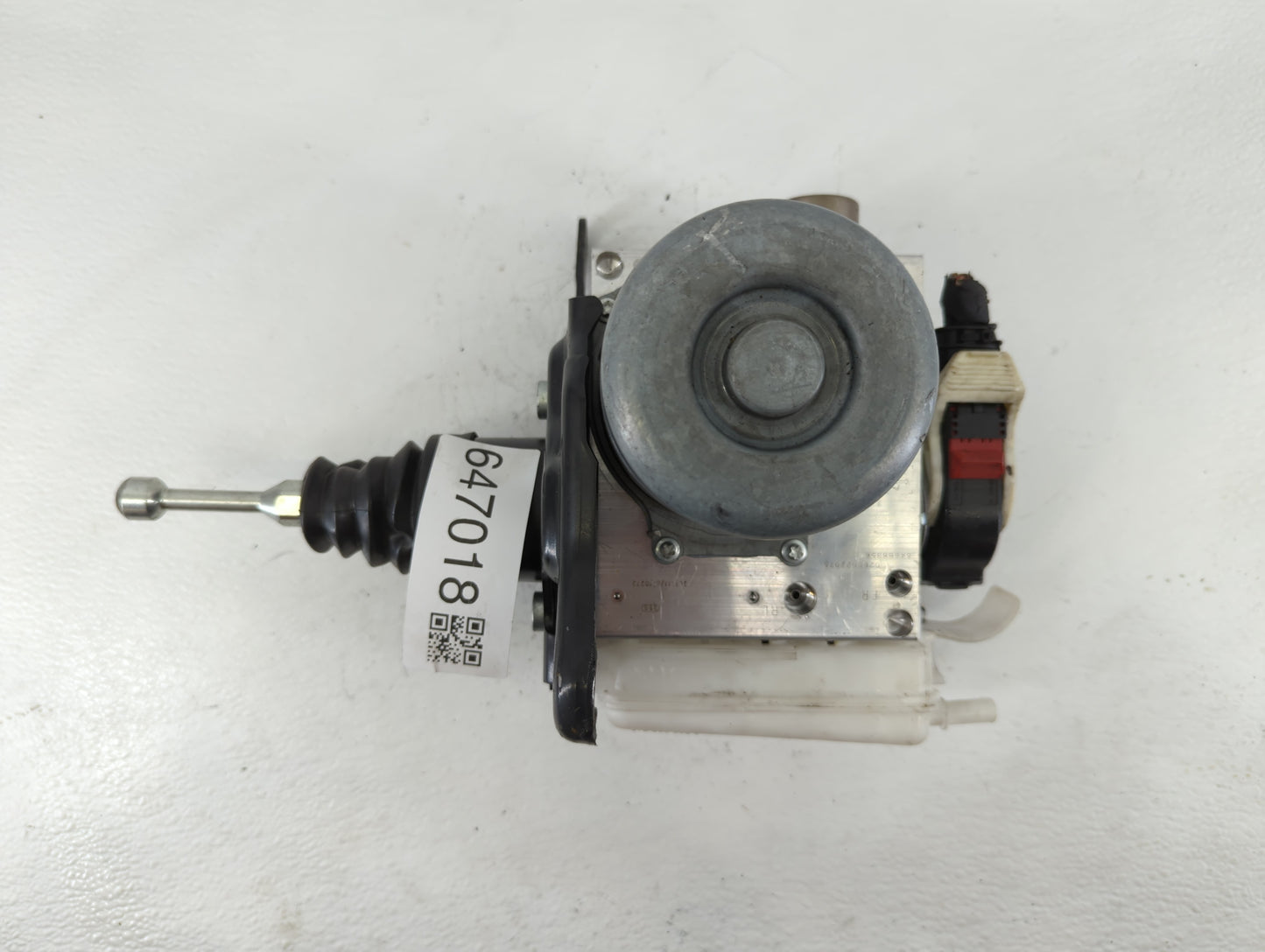 2020 Cadillac Xt4 ABS Pump Control Module Replacement P/N:84588356 Fits OEM Used Auto Parts - Oemusedautoparts1.com