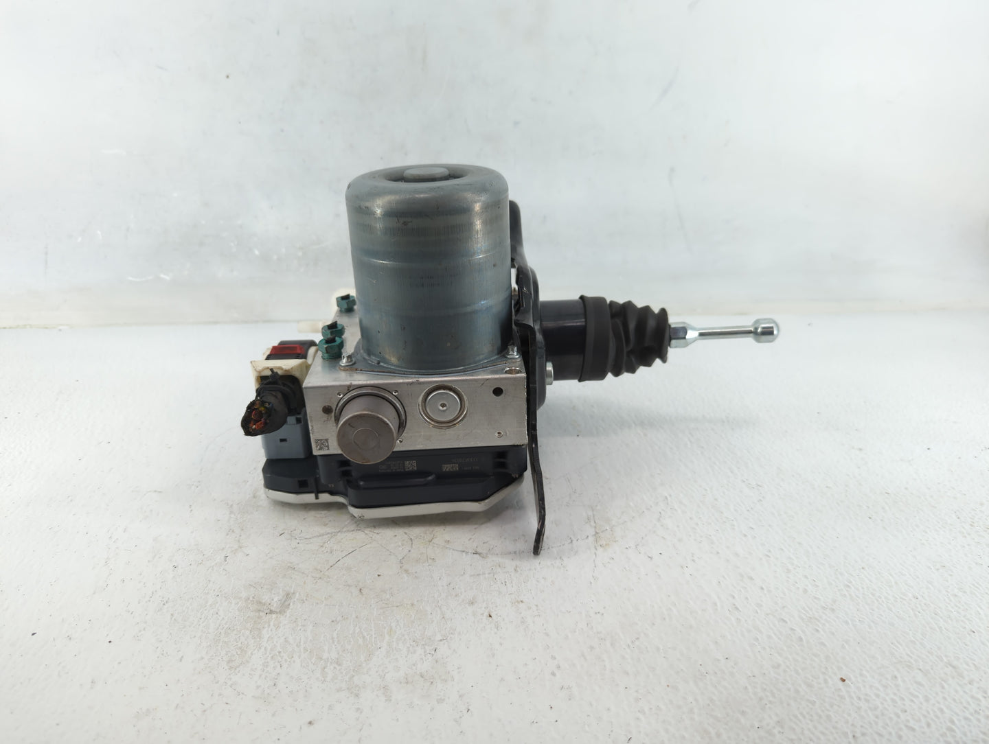 2020 Cadillac Xt4 ABS Pump Control Module Replacement P/N:84588356 Fits OEM Used Auto Parts - Oemusedautoparts1.com