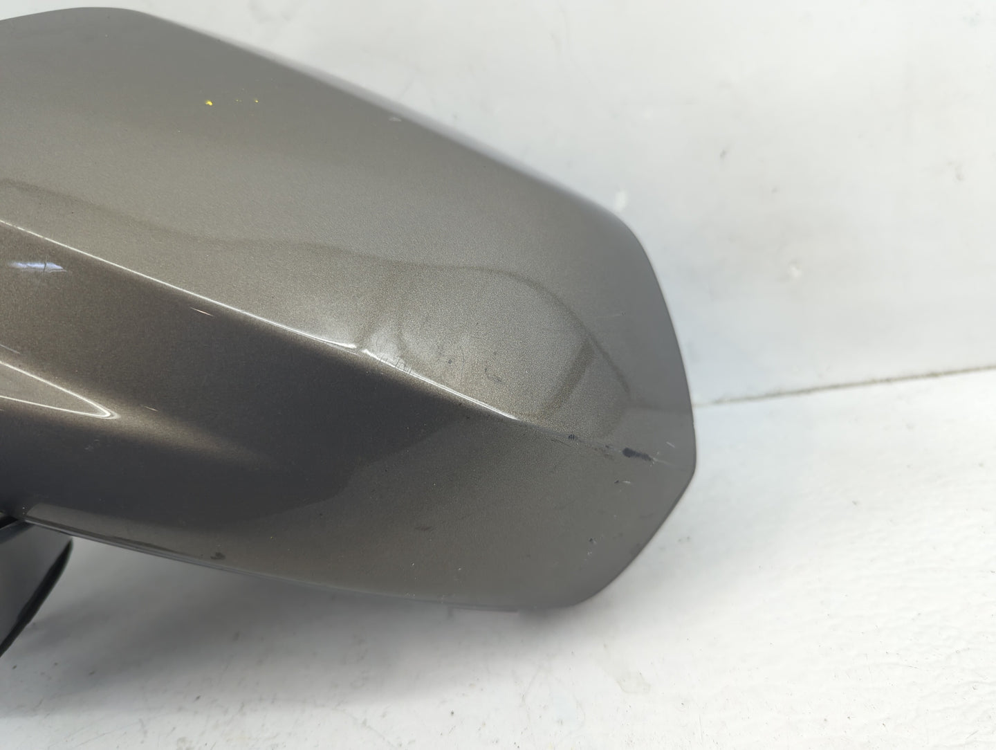 2017-2019 Cadillac Xt5 Driver Side View Mirror - Left Door Mirror OEM Used - Oemusedautoparts1.com