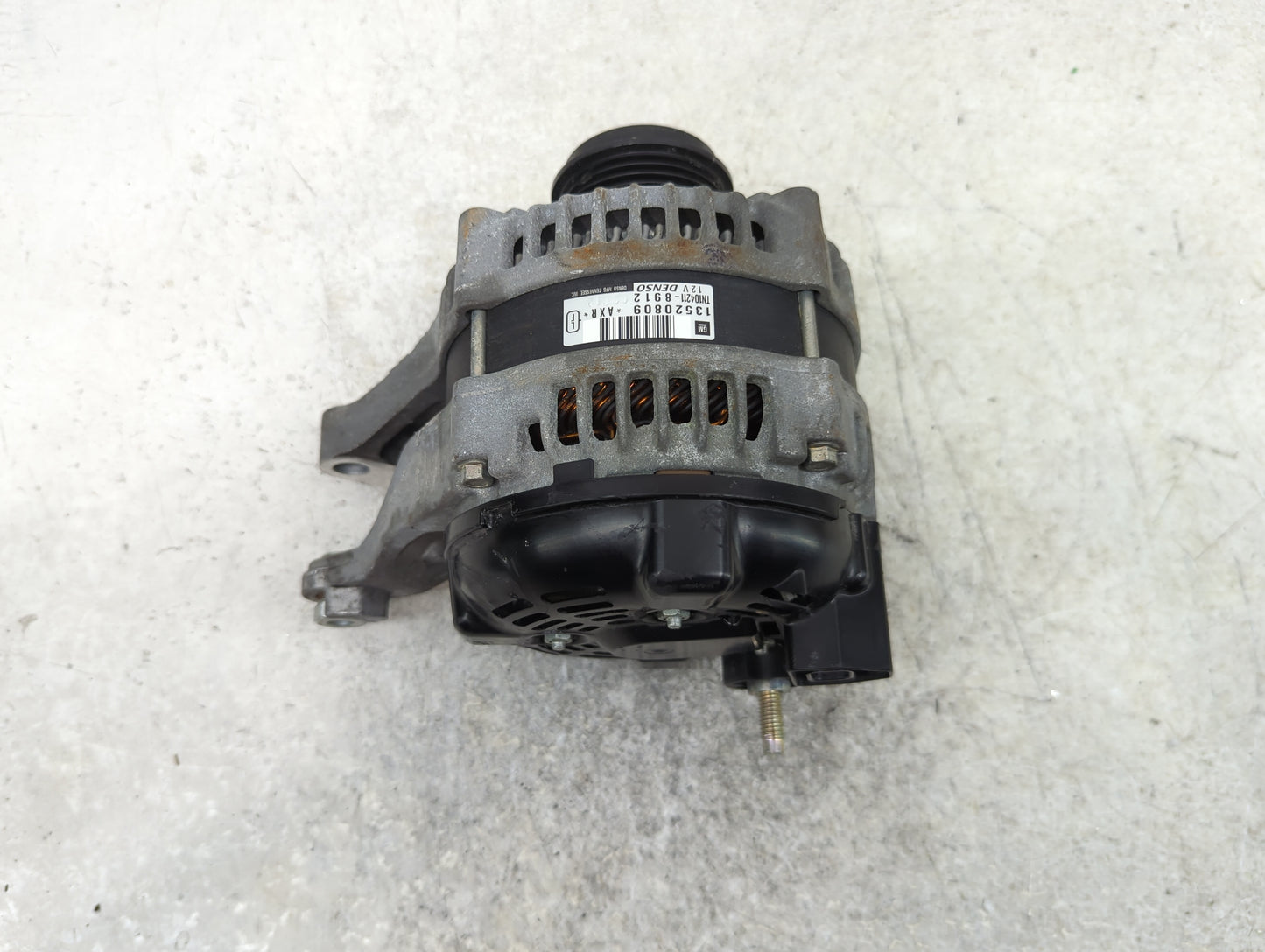 2017-2020 Cadillac Xt5 Alternator Replacement Generator Charging Assembly Engine OEM P/N:13520809 Fits OEM Used Auto Parts -