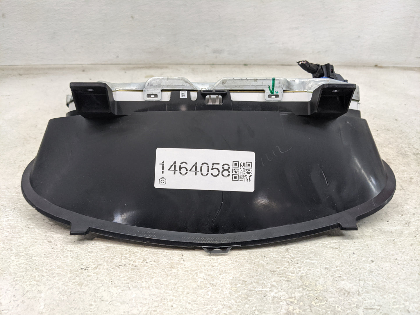 2018-2019 Cadillac Xt5 Instrument Cluster Speedometer Gauges P/N:84586106 28650449, 28436104 Miles:95K Fits Fits 2018 2019 O