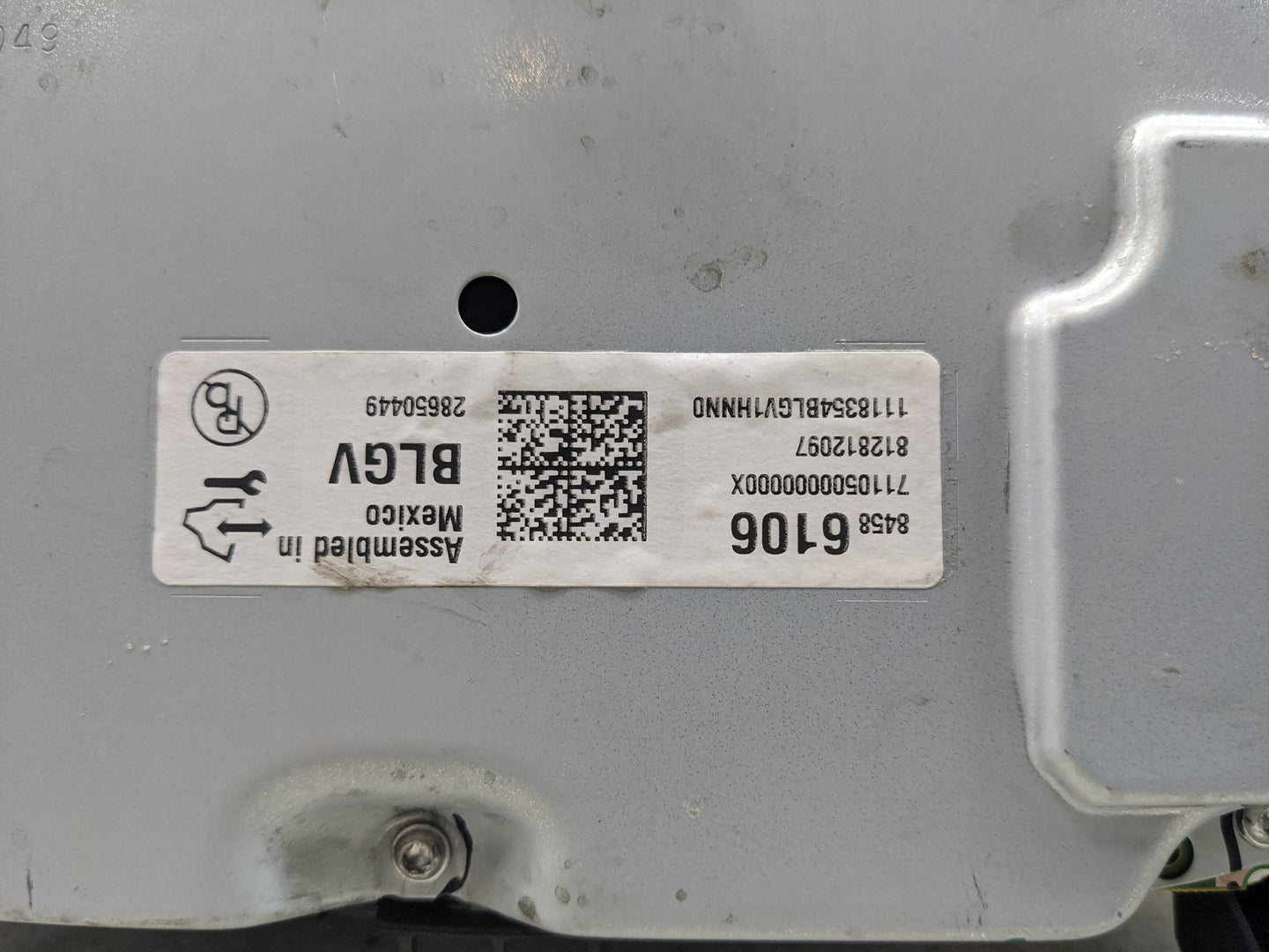 2018-2019 Cadillac Xt5 Instrument Cluster Speedometer Gauges P/N:84586106 28650449, 28436104 Miles:95K Fits Fits 2018 2019 O
