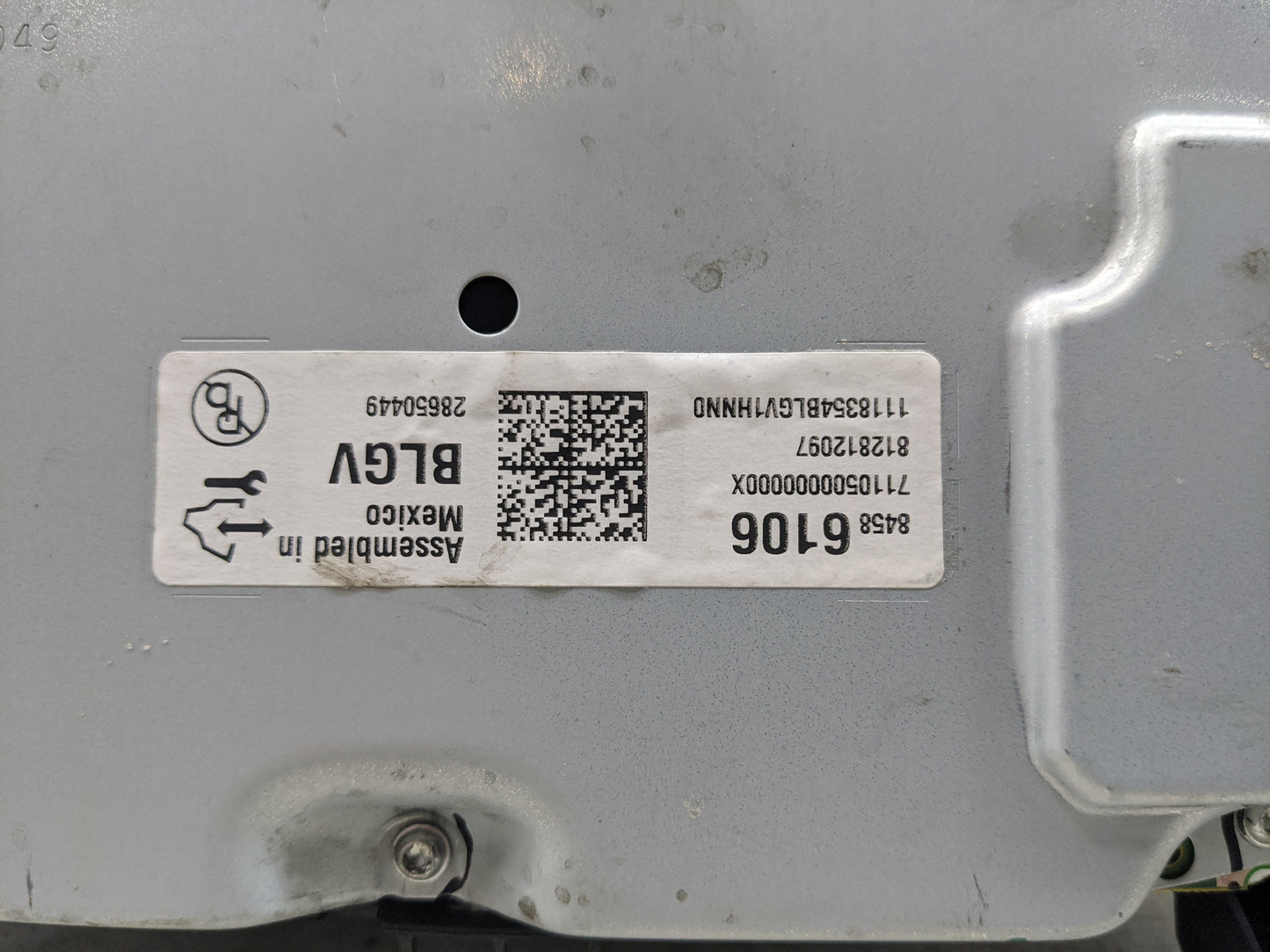 2018-2019 Cadillac Xt5 Instrument Cluster Speedometer Gauges P/N:84586106 28650449, 28436104 Miles:95K Fits Fits 2018 2019 O