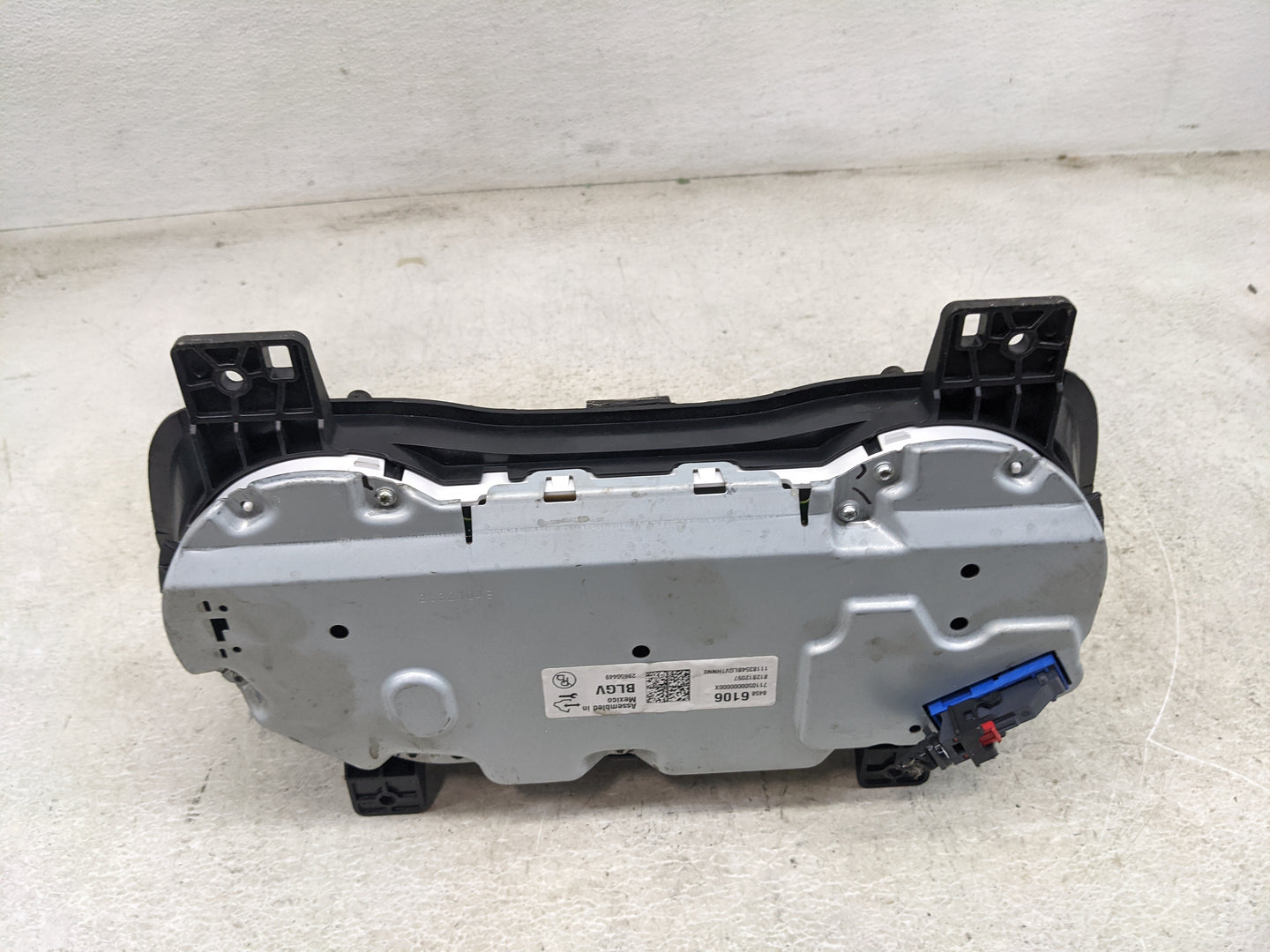 2018-2019 Cadillac Xt5 Instrument Cluster Speedometer Gauges P/N:84586106 28650449, 28436104 Miles:95K Fits Fits 2018 2019 O