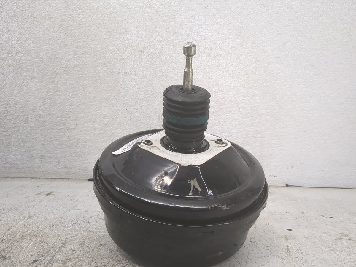 2017-2020 Cadillac Xt5 Power Brake Booster Oem 1500860 - Oemusedautoparts1.com
