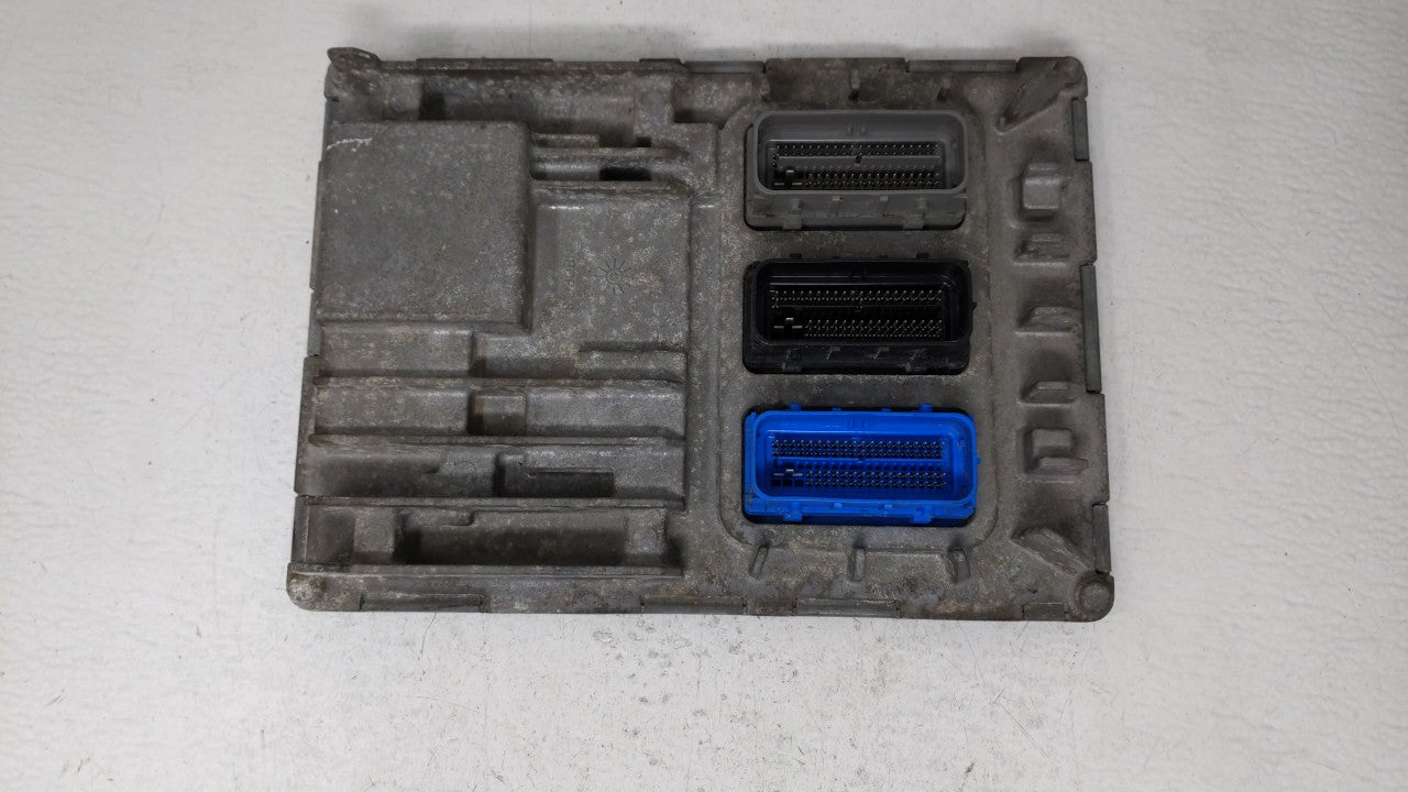 2017-2020 Cadillac Xt5 PCM Engine Control Computer ECU ECM PCU OEM P/N:12679552 12697045 Fits OEM Used Auto Parts - Oemuseda