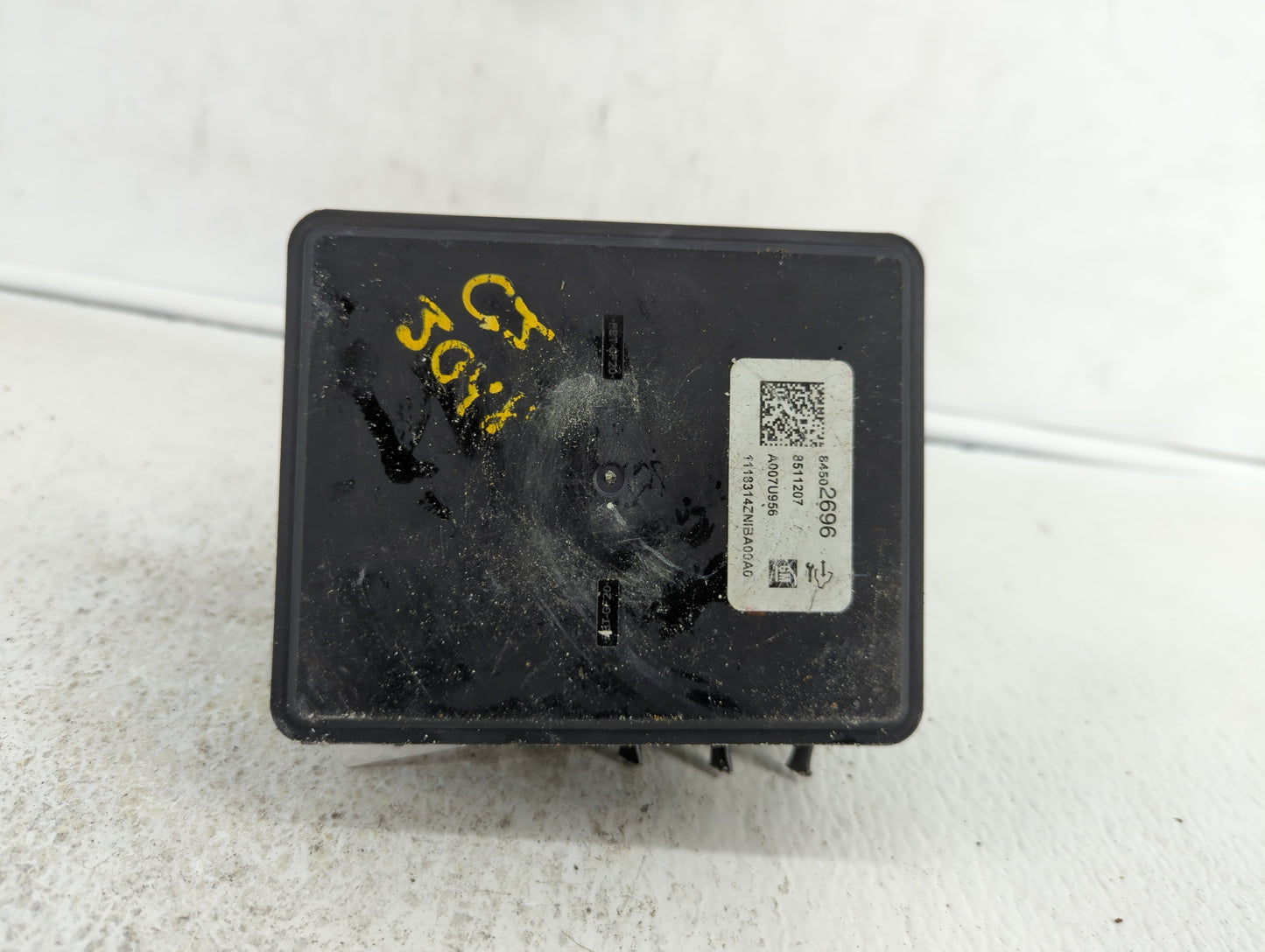 2018 Cadillac Xt5 ABS Pump Control Module Replacement P/N:84503307 Fits OEM Used Auto Parts - Oemusedautoparts1.com