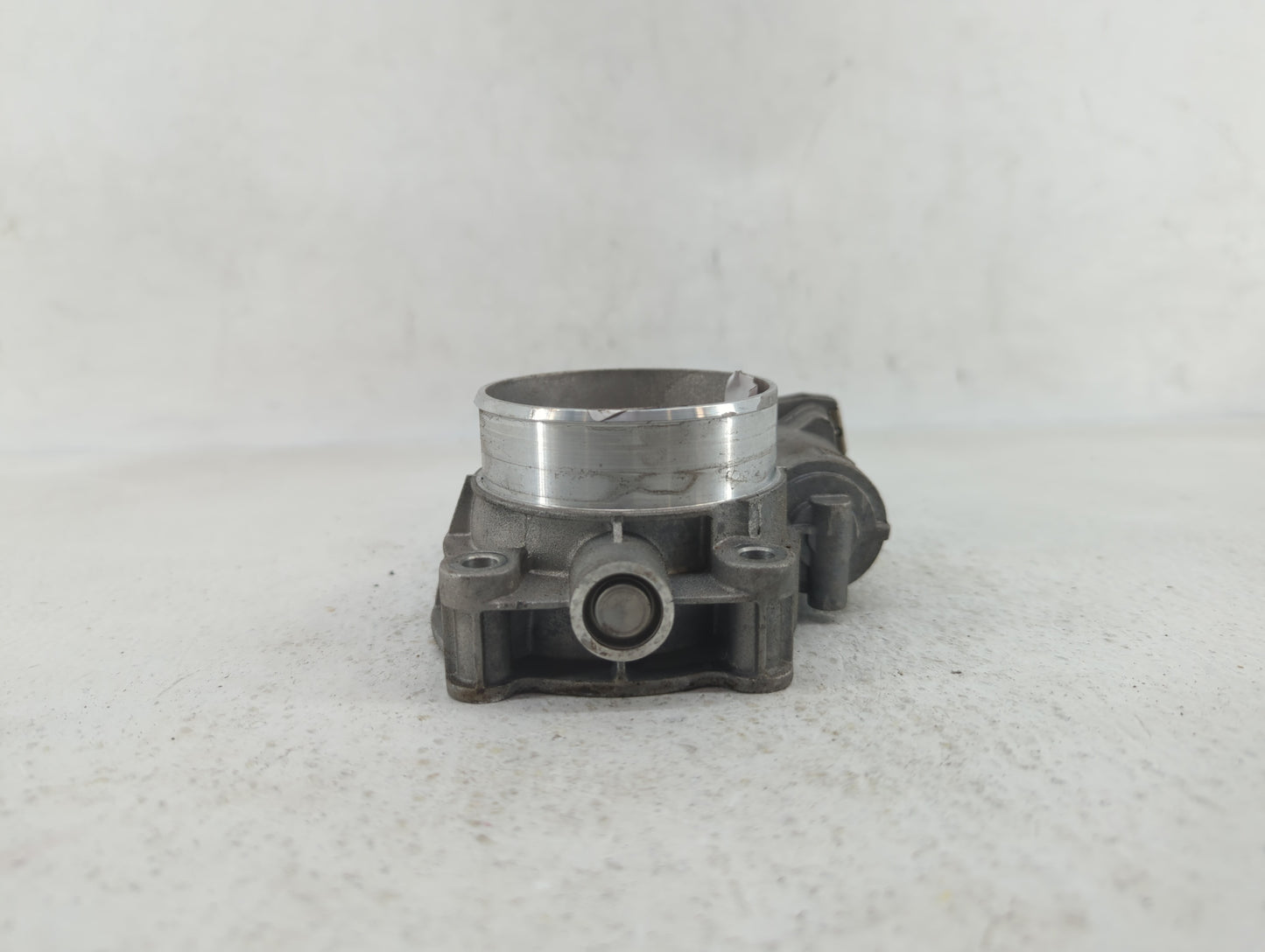 2017-2018 Cadillac Xt5 Throttle Body P/N:12676296AA 12671014, 12648414, 1267 1014 Fits Fits 2016 2017 2018 2019 OEM Used Aut