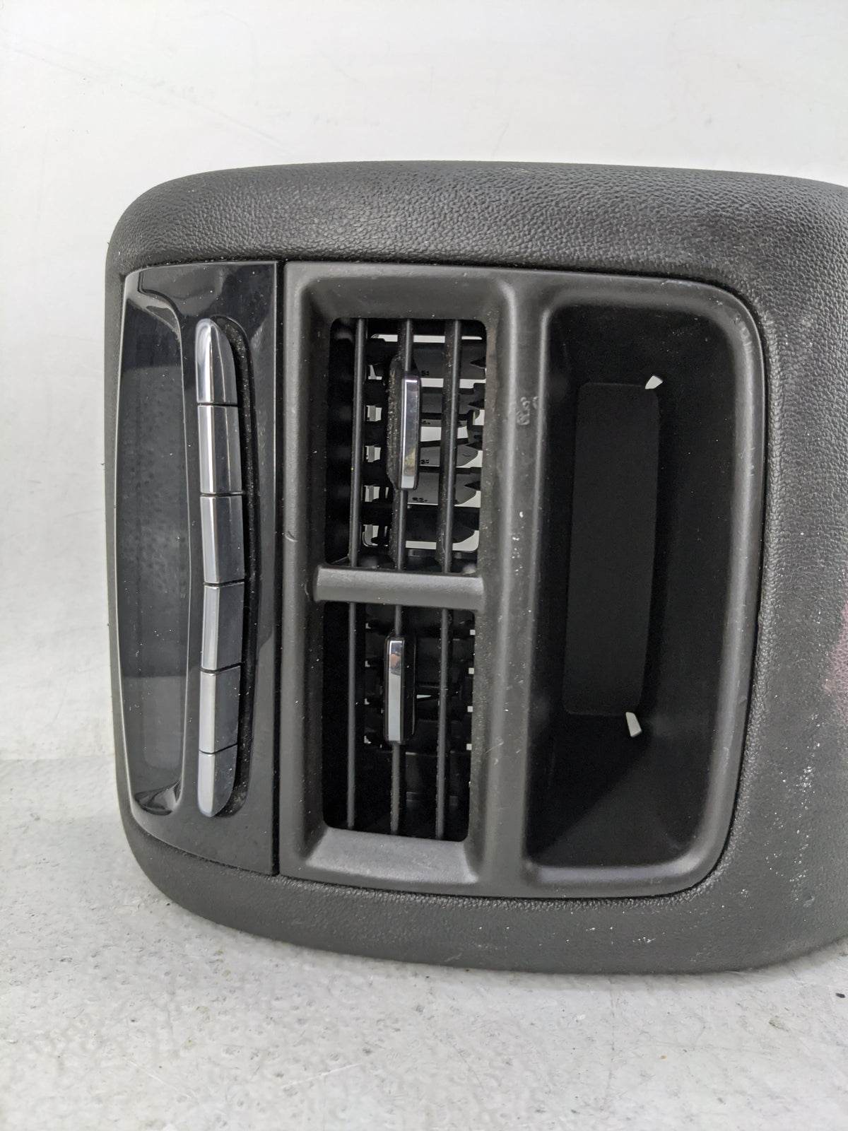 2019 Cadillac Xt5 Climate Control Module Temperature AC/Heater Replacement P/N:84258307 Fits OEM Used Auto Parts - Oemusedau