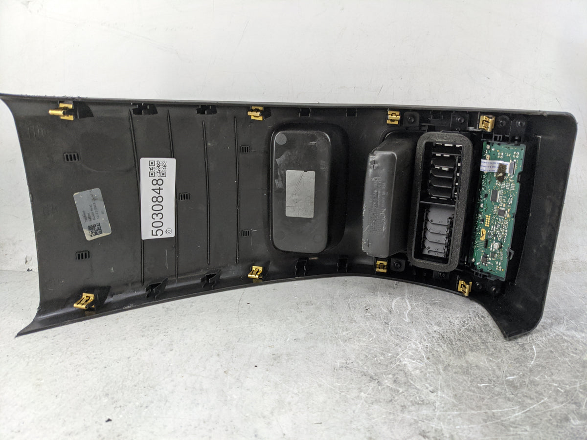 2019 Cadillac Xt5 Climate Control Module Temperature AC/Heater Replacement P/N:84258307 Fits OEM Used Auto Parts - Oemusedau