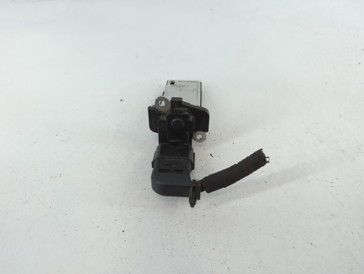 2017-2020 Cadillac Xt5 Mass Air Flow Meter Maf Sensor 733197 - Oemusedautoparts1.com