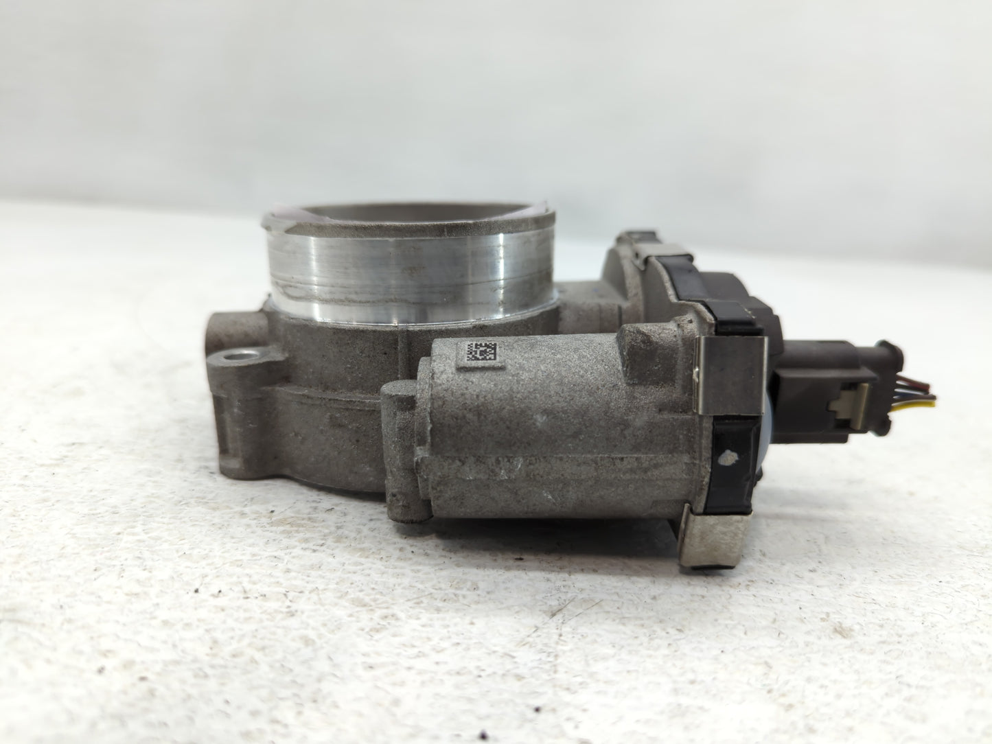 2017-2020 Cadillac Xt5 Throttle Body P/N:12671014 Fits Fits 2016 2017 2018 2019 2020 2021 2022 OEM Used Auto Parts - Oemused