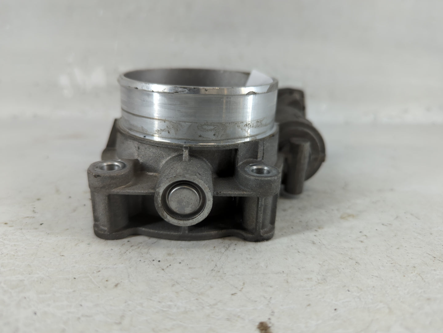 2017-2020 Cadillac Xt5 Throttle Body P/N:12671014 Fits Fits 2016 2017 2018 2019 2020 2021 2022 OEM Used Auto Parts - Oemused