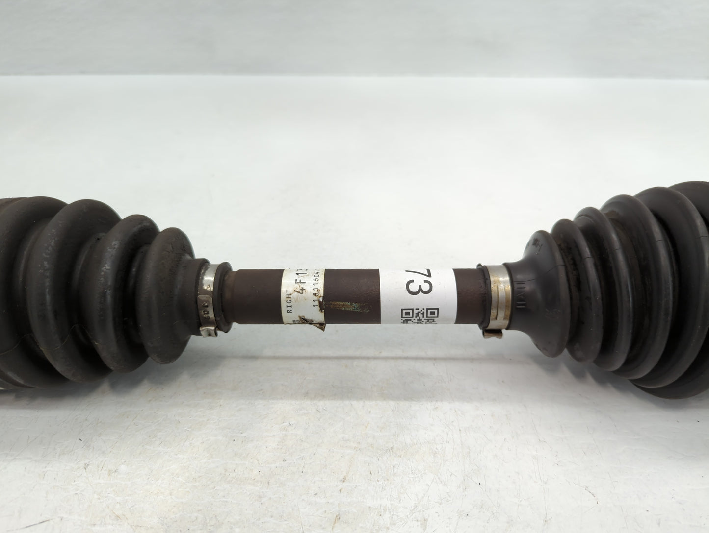 2017-2019 Cadillac Xt5 Axle Shaft Rear Passenger Cv C/v - Oemusedautoparts1.com