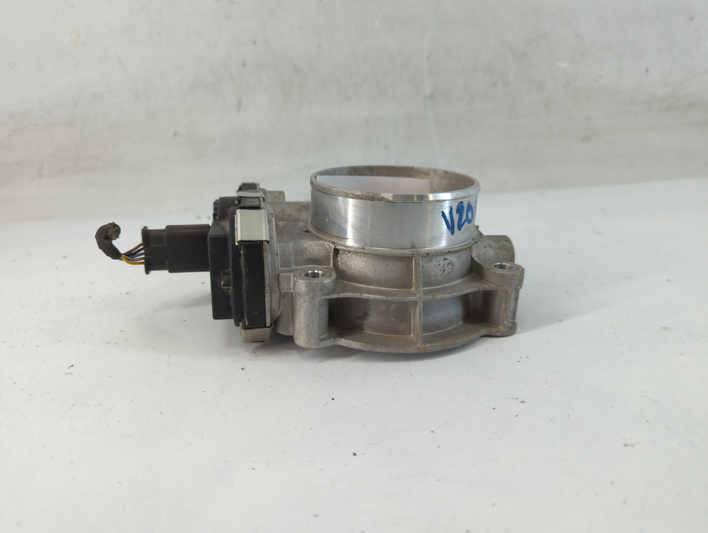 2017-2020 Cadillac Xt5 Throttle Body P/N:12671014 Fits Fits 2016 2017 2018 2019 2020 2021 2022 OEM Used Auto Parts - Oemused