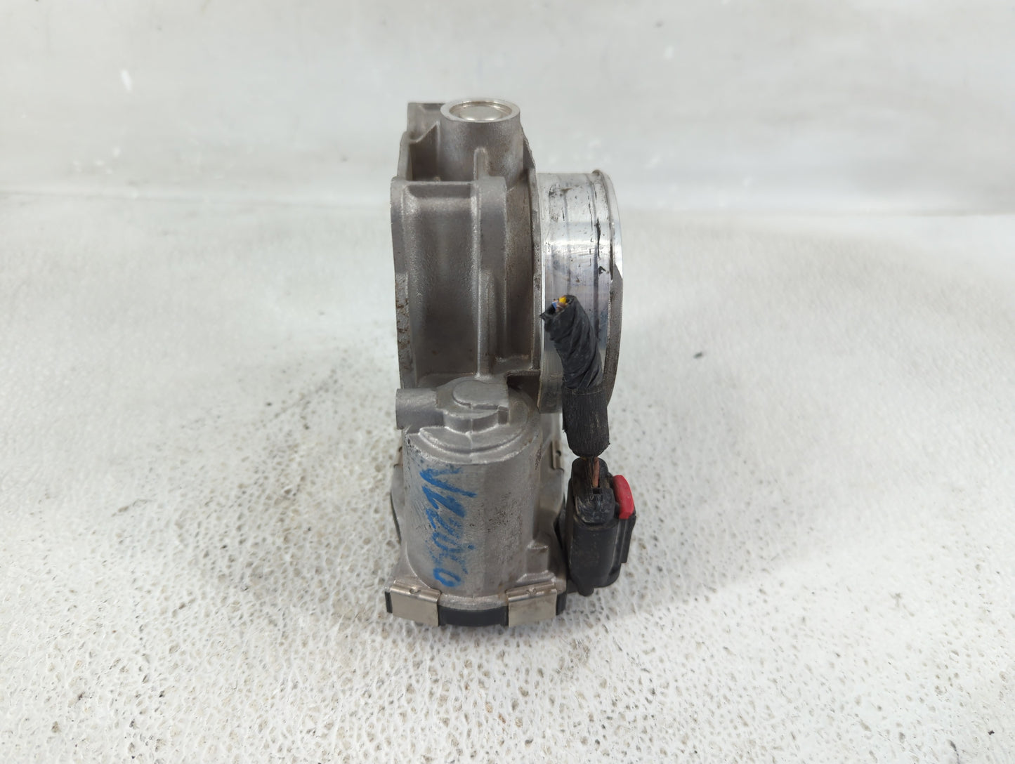 2013-2019 Cadillac Xts Throttle Body Fits Fits 2012 2013 2014 2015 2016 2017 2018 2019 2020 2021 2022 OEM Used Auto Parts - 