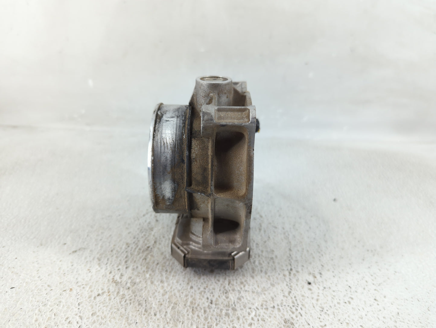 2013-2019 Cadillac Xts Throttle Body Fits Fits 2012 2013 2014 2015 2016 2017 2018 2019 2020 2021 2022 OEM Used Auto Parts - 