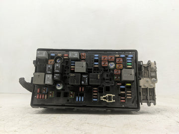 2019 Cadillac Xts Fusebox Fuse Box Panel Relay Module Fits OEM Used Auto Parts