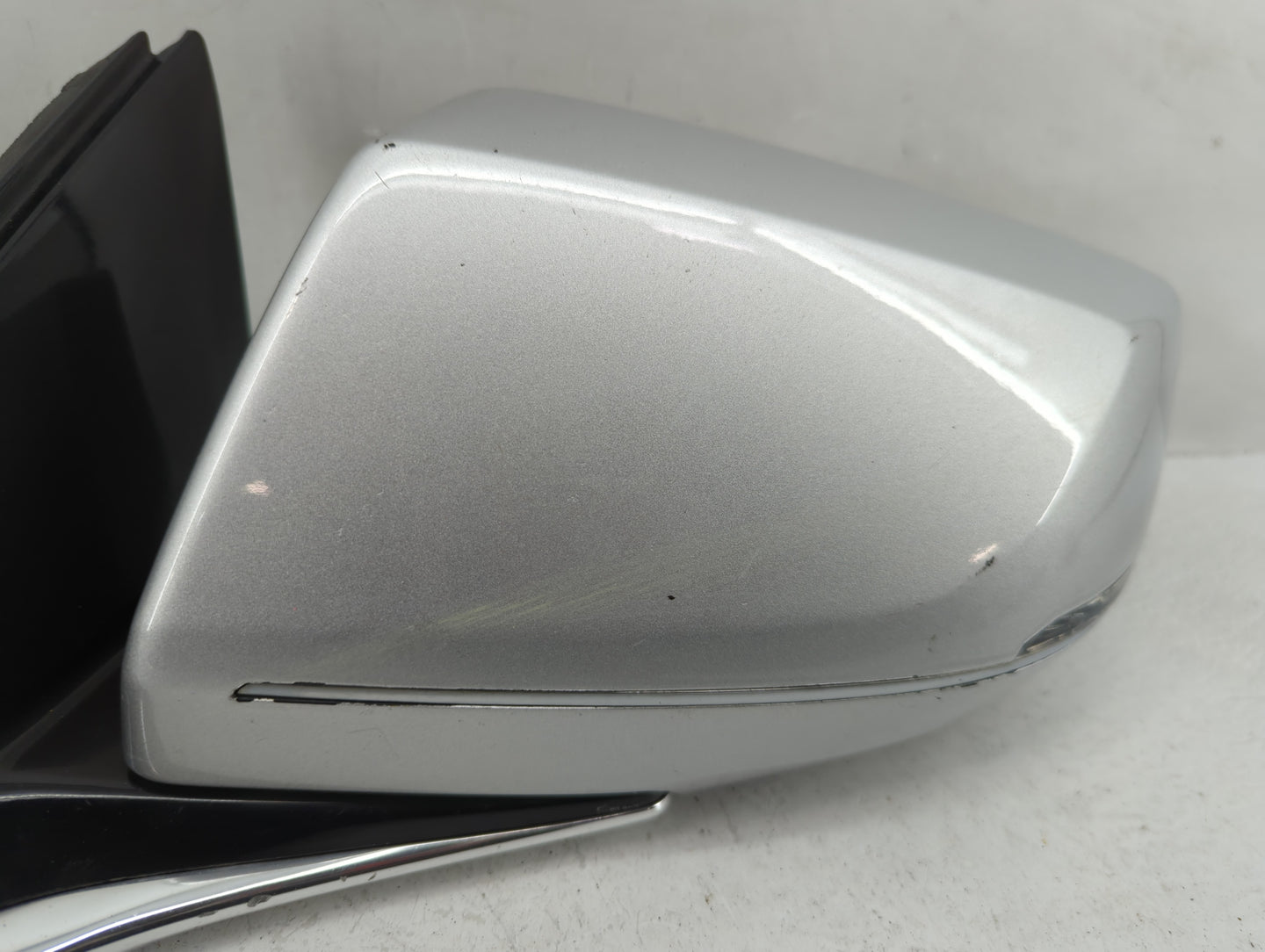 2016-2019 Cadillac Xts Driver Side View Mirror - Left Door Mirror OEM Used - Oemusedautoparts1.com