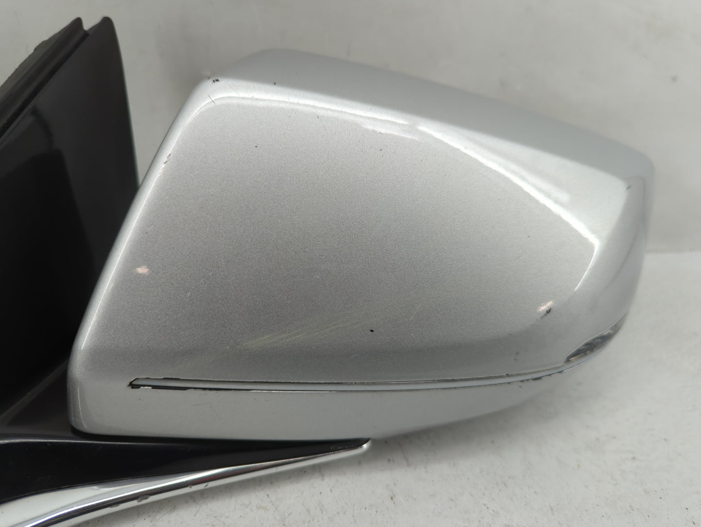2016-2019 Cadillac Xts Driver Side View Mirror - Left Door Mirror OEM Used - Oemusedautoparts1.com