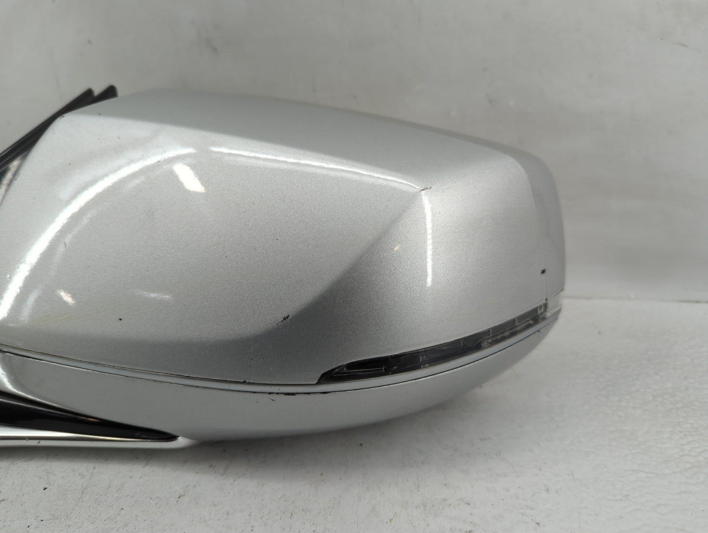 2016-2019 Cadillac Xts Driver Side View Mirror - Left Door Mirror OEM Used - Oemusedautoparts1.com