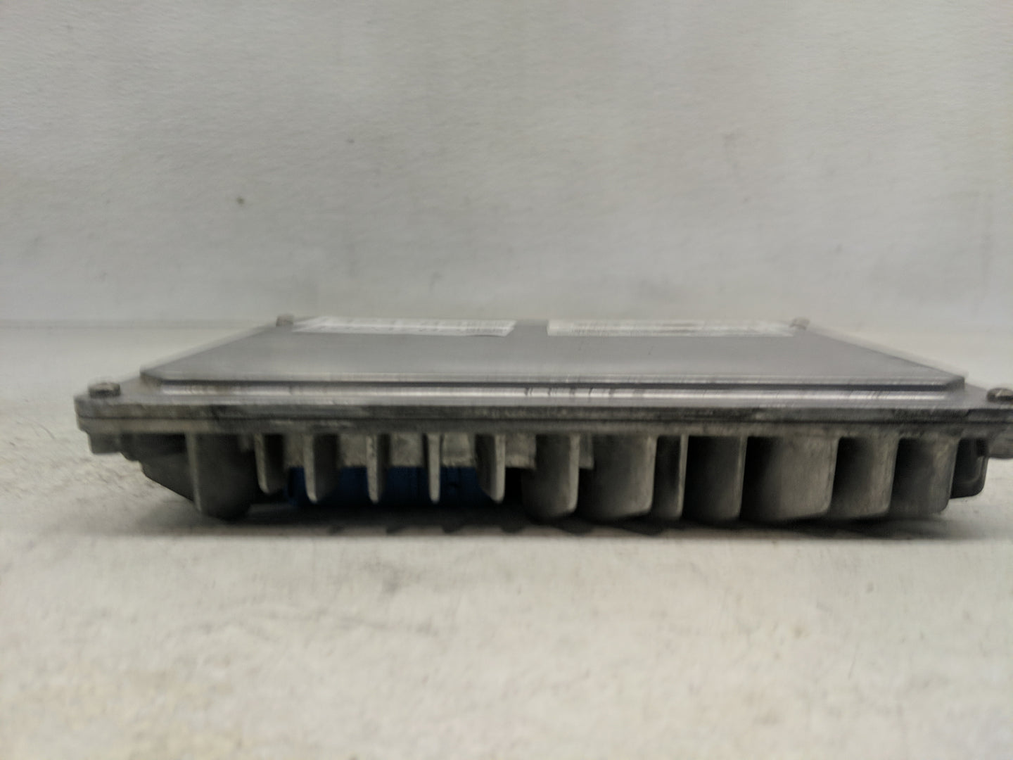 2017-2019 Cadillac Xts PCM Engine Control Computer ECU ECM PCU OEM P/N:12694743 Fits Fits 2017 2018 2019 2020 OEM Used Auto 