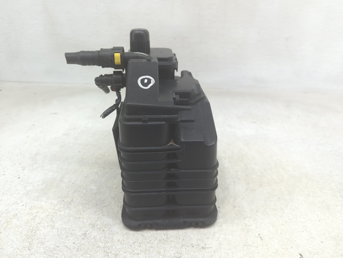2019 Cadillac Xts Fuel Vapor Charcoal Canister - Oemusedautoparts1.com