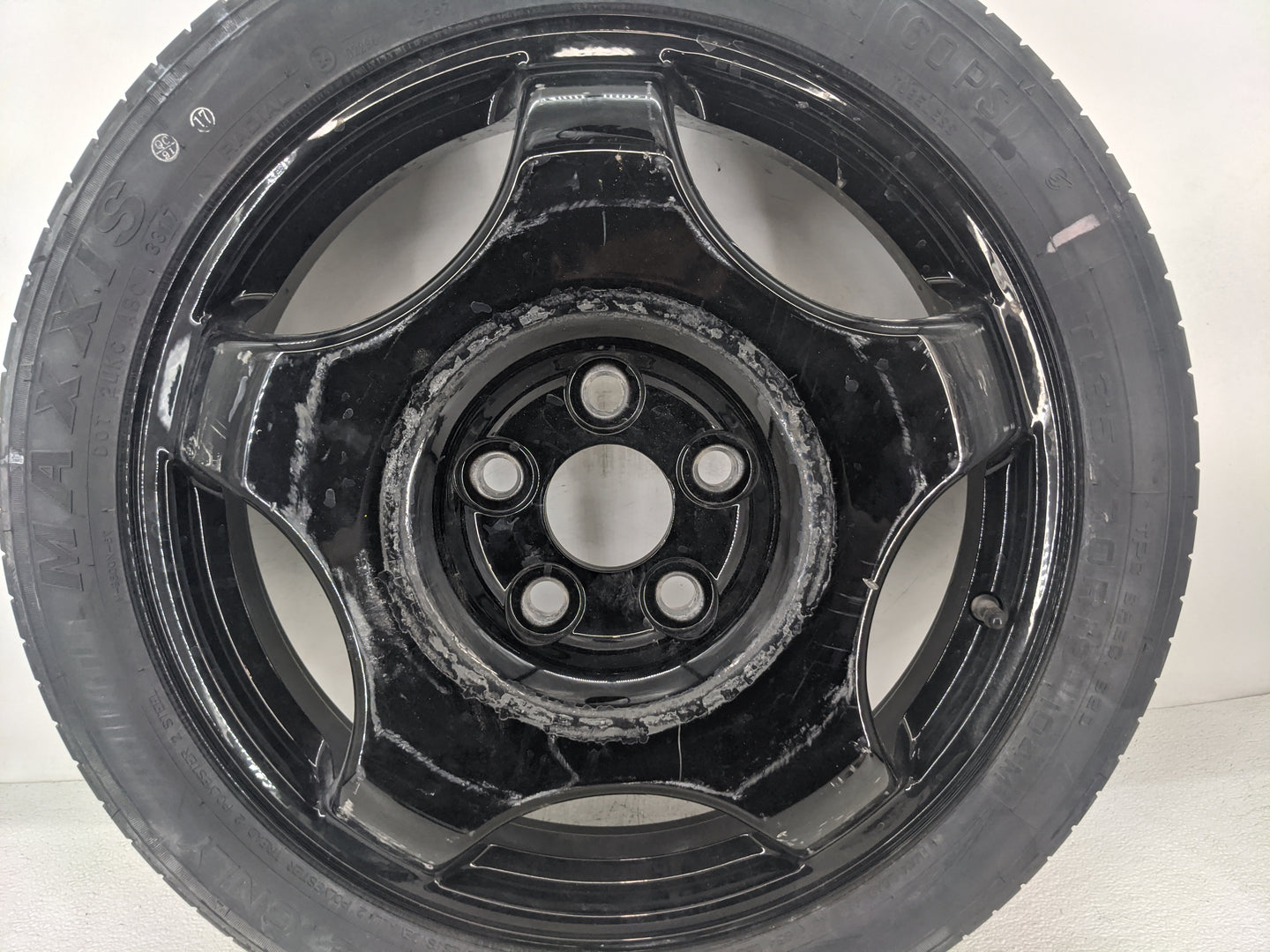 2015-2019 Cadillac Xts Spare Donut Tire Wheel Rim Oem - Oemusedautoparts1.com