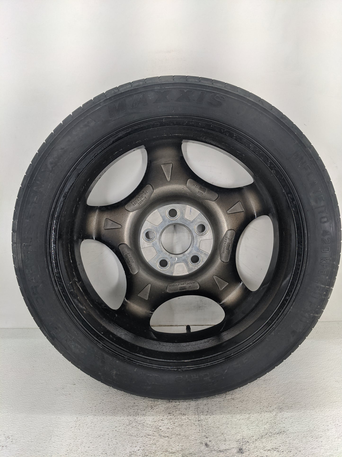 2015-2019 Cadillac Xts Spare Donut Tire Wheel Rim Oem - Oemusedautoparts1.com