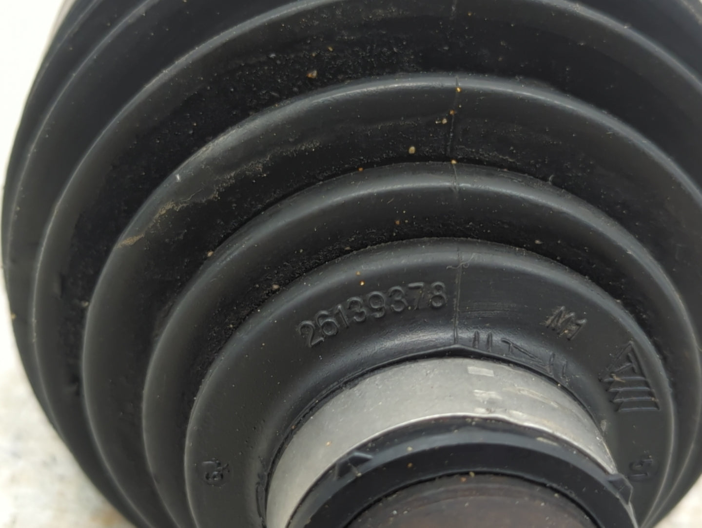 2013-2019 Cadillac Xts Axle Shaft Front Driver Cv C/v - Oemusedautoparts1.com