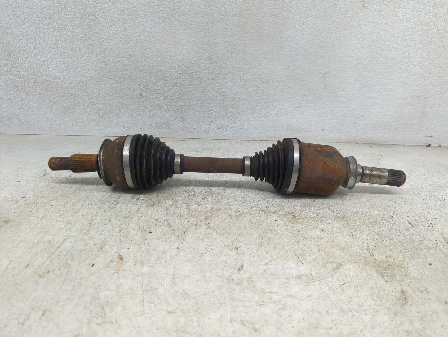 2013-2019 Cadillac Xts Axle Shaft Front Driver Cv C/v - Oemusedautoparts1.com