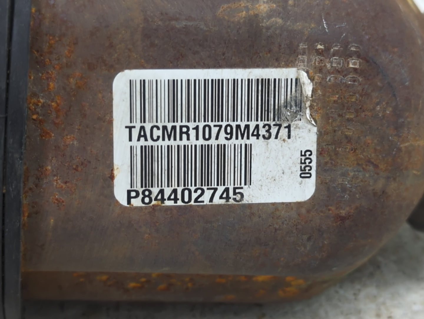 2013-2019 Cadillac Xts Axle Shaft Front Driver Cv C/v - Oemusedautoparts1.com