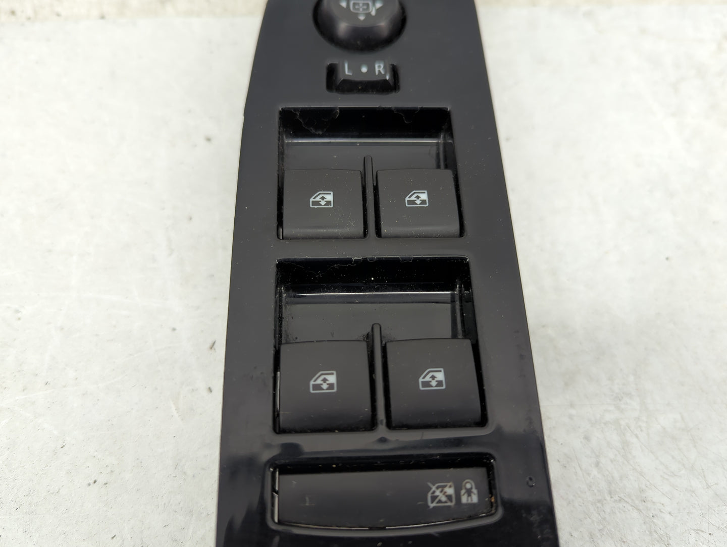 2015-2019 Cadillac Xts Master Power Window Switch Replacement Driver Side Left P/N:22993703 Fits OEM Used Auto Parts - Oemus