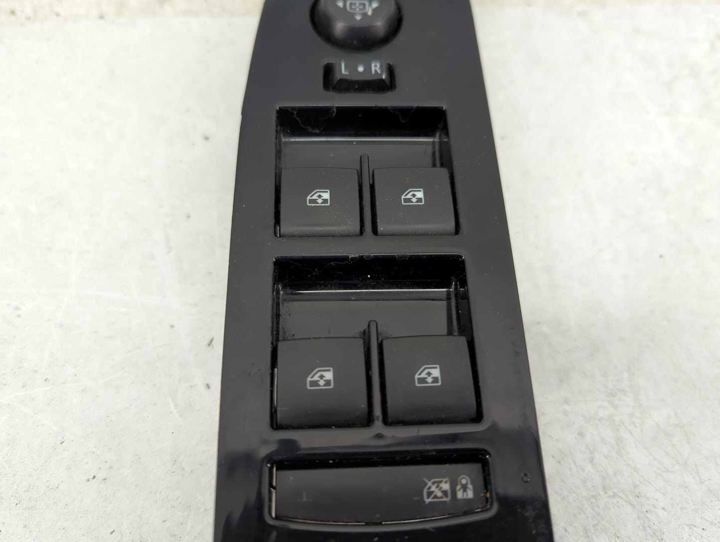 2015-2019 Cadillac Xts Master Power Window Switch Replacement Driver Side Left P/N:22993703 Fits OEM Used Auto Parts - Oemus