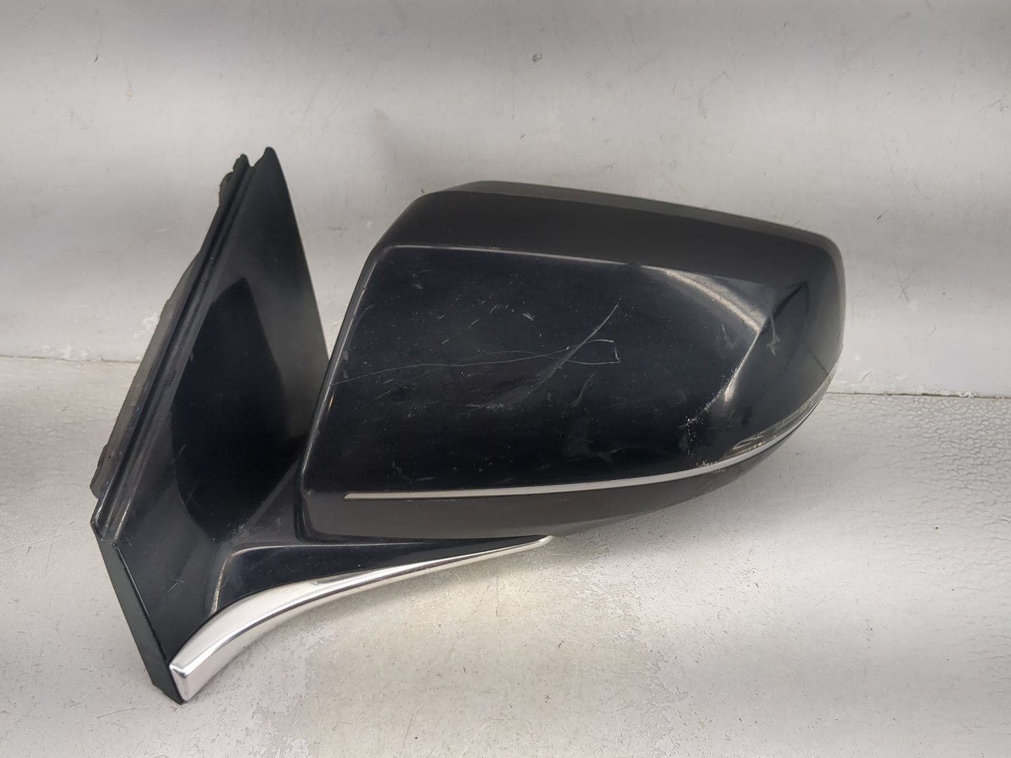 2016-2019 Cadillac Xts Driver Side View Mirror - Left Door Mirror OEM Used - Oemusedautoparts1.com