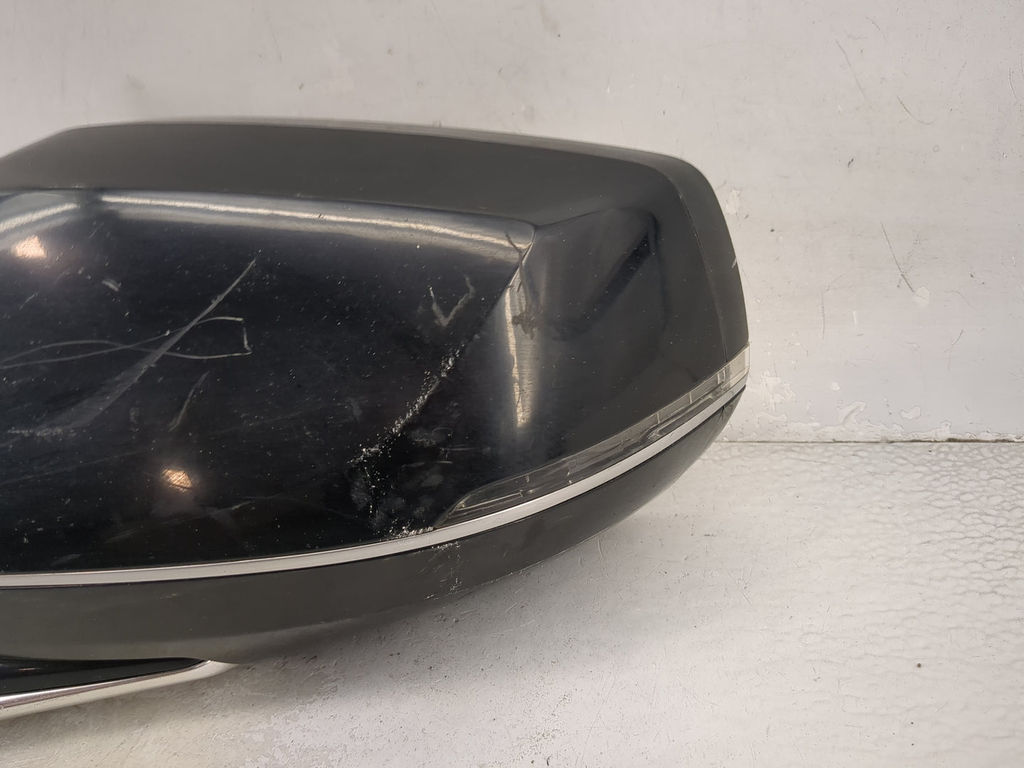 2016-2019 Cadillac Xts Driver Side View Mirror - Left Door Mirror OEM Used - Oemusedautoparts1.com