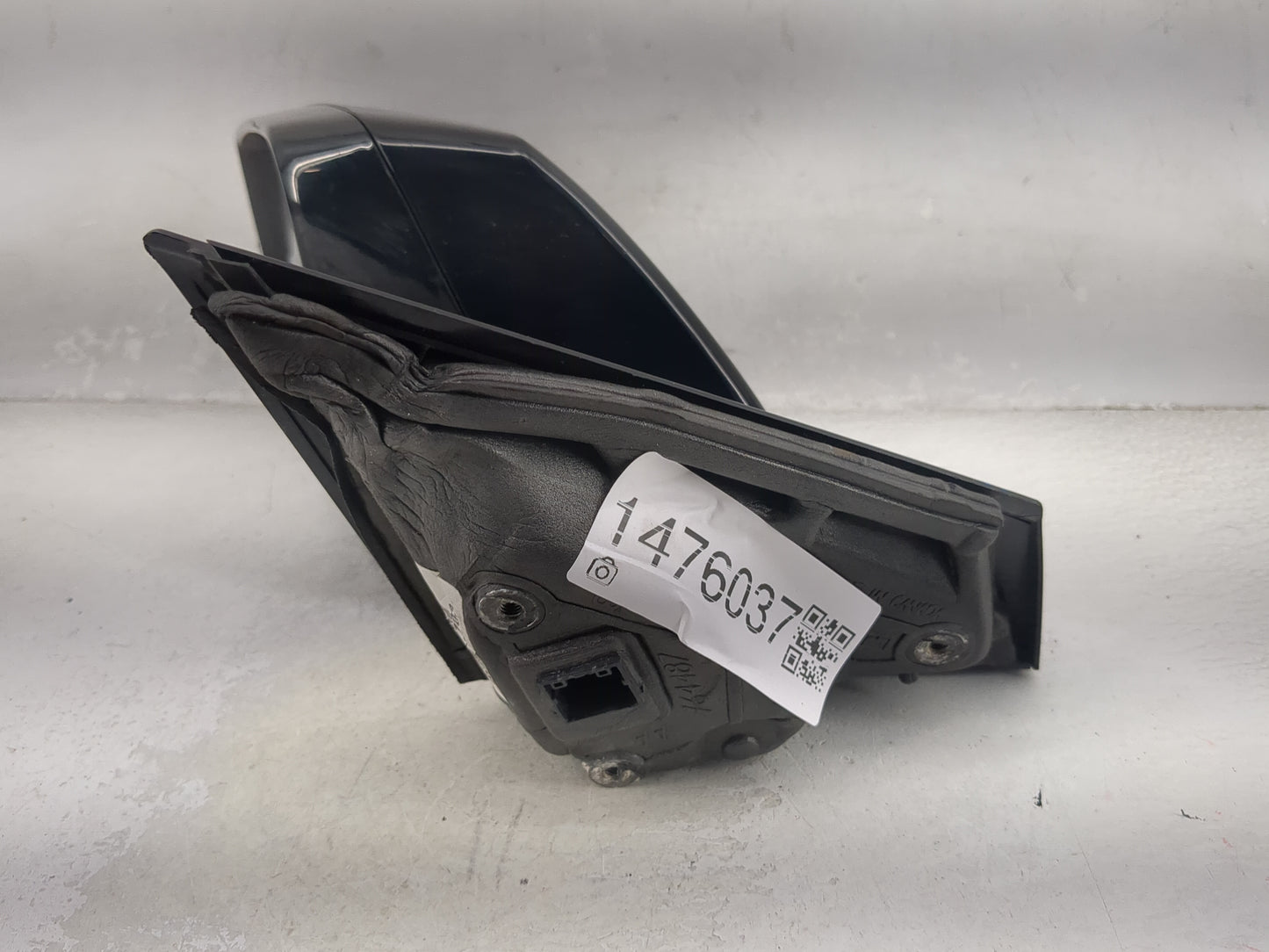 2016-2019 Cadillac Xts Driver Side View Mirror - Left Door Mirror OEM Used - Oemusedautoparts1.com