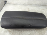 2019 Cadillac Xts Center Console Armrest Cover Lid P/N:820B2R0 Fits OEM Used Auto Parts - Oemusedautoparts1.com
