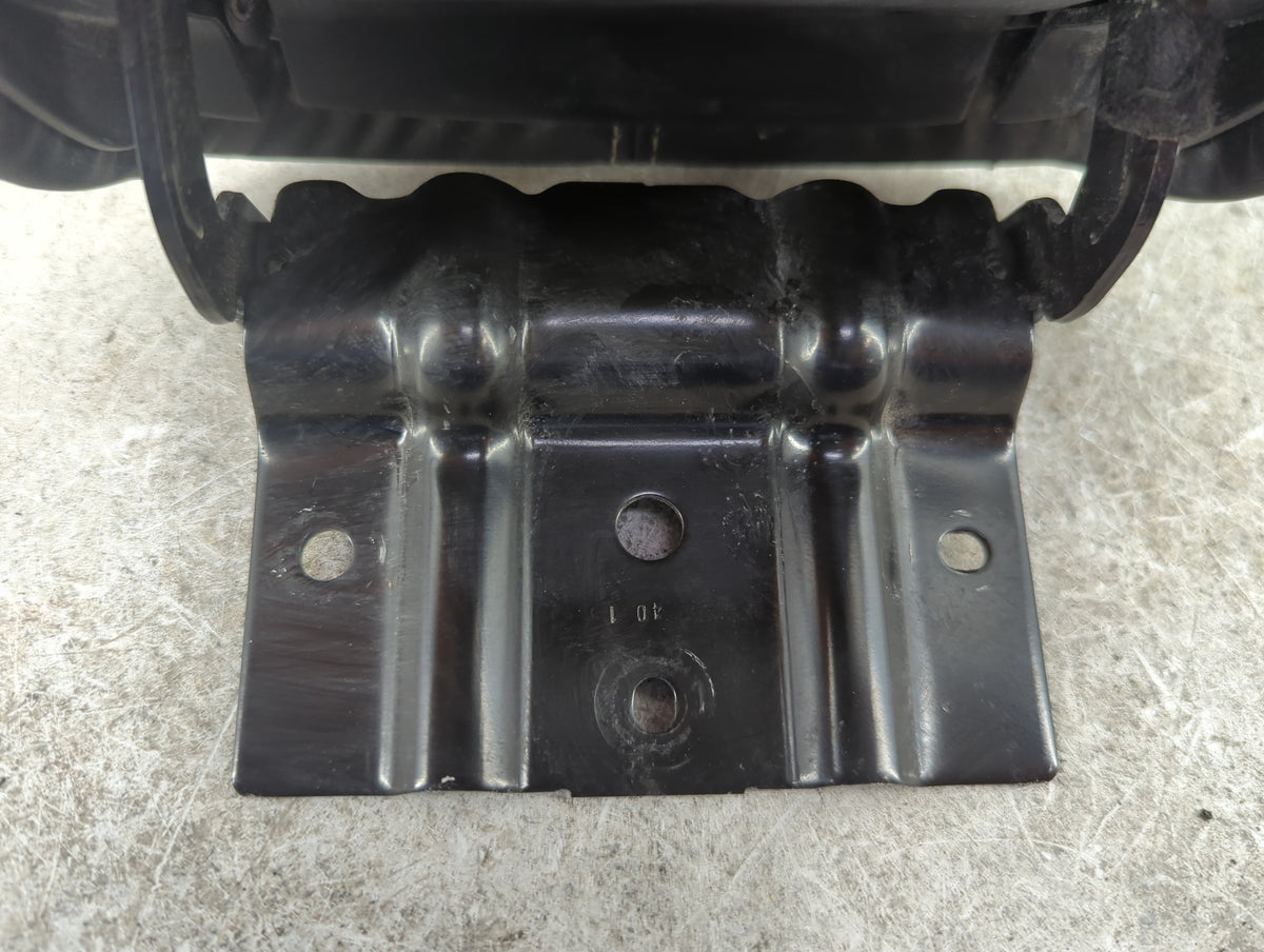 2019 Cadillac Xts Center Console Armrest Cover Lid P/N:820B2R0 Fits OEM Used Auto Parts - Oemusedautoparts1.com