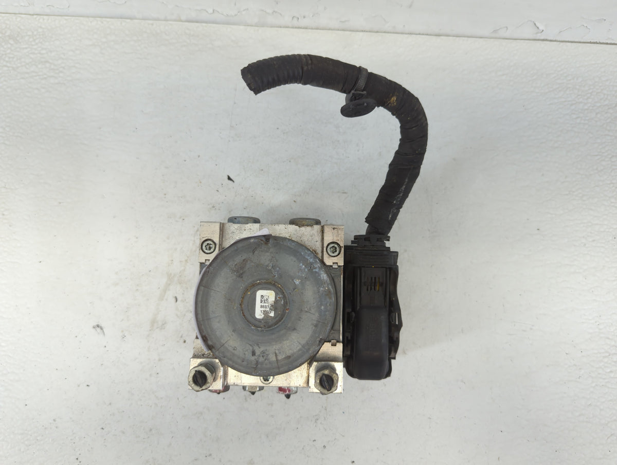 2018-2019 Cadillac Xts Anti-Lock Brake ABS Pump Module Actuator OEM P/N:84645016 Fits Fits 2018 2019 OEM Used Auto Parts - O