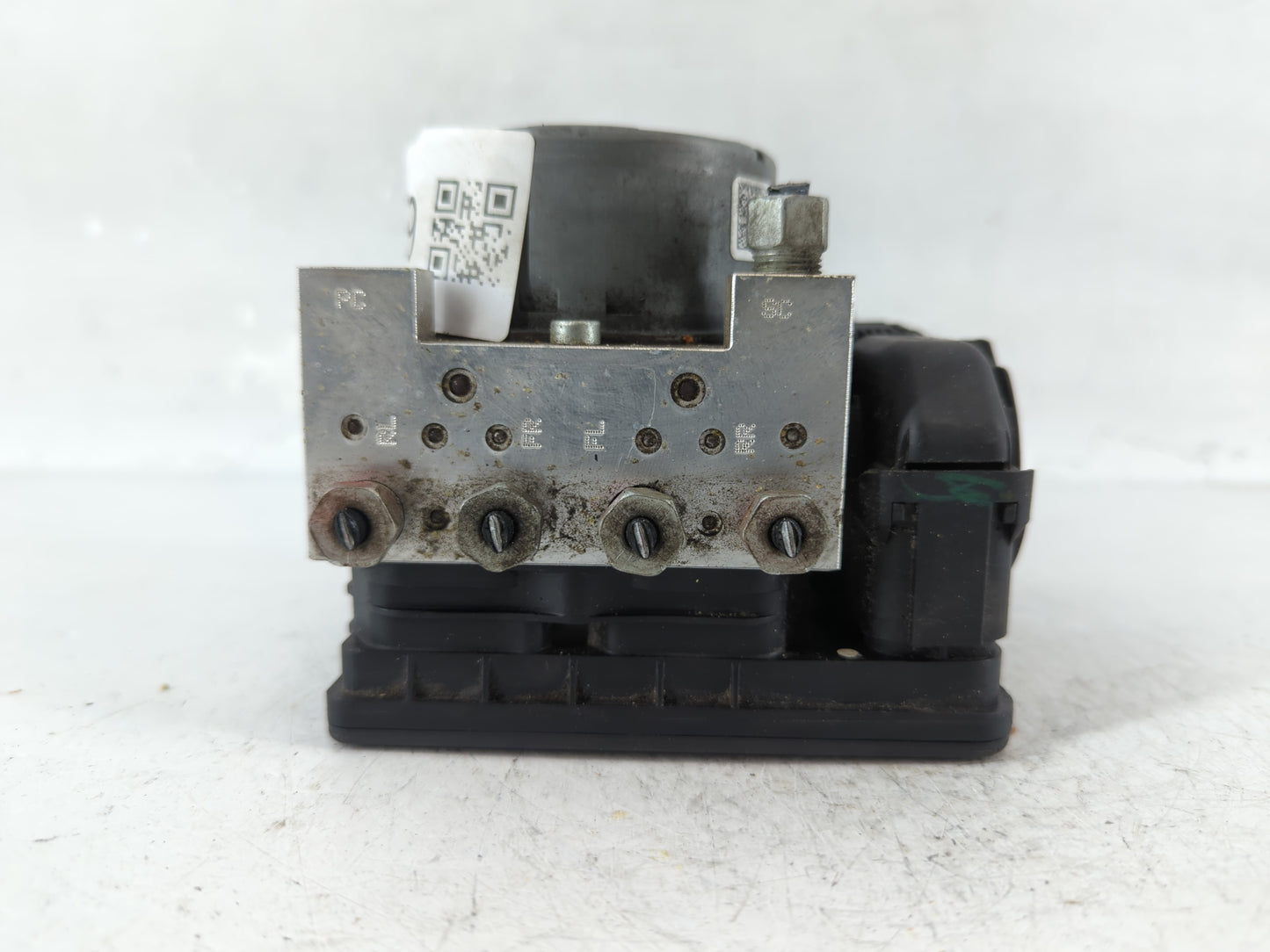 2018-2019 Cadillac Xts ABS Pump Control Module Replacement P/N:84207013 Fits Fits 2018 2019 OEM Used Auto Parts - Oemusedaut