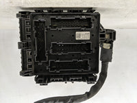 2019 Chevrolet Blazer Fusebox Fuse Box Panel Relay Module P/N:812914718 84303340 Fits OEM Used Auto Parts - Oemusedautoparts
