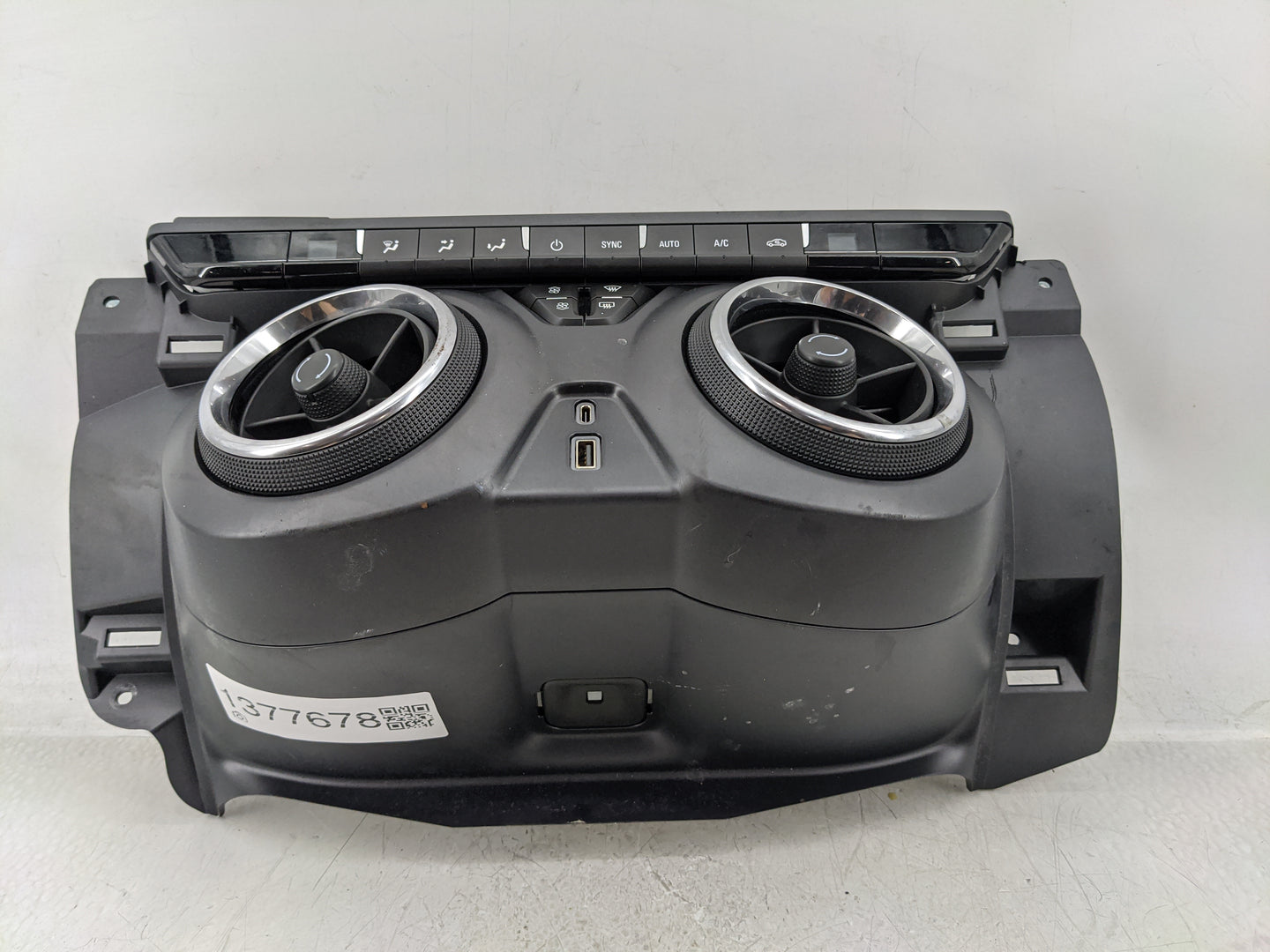 2019-2022 Chevrolet Blazer Climate Control Module Temperature AC/Heater Replacement P/N:000235226 84563762 Fits OEM Used Aut