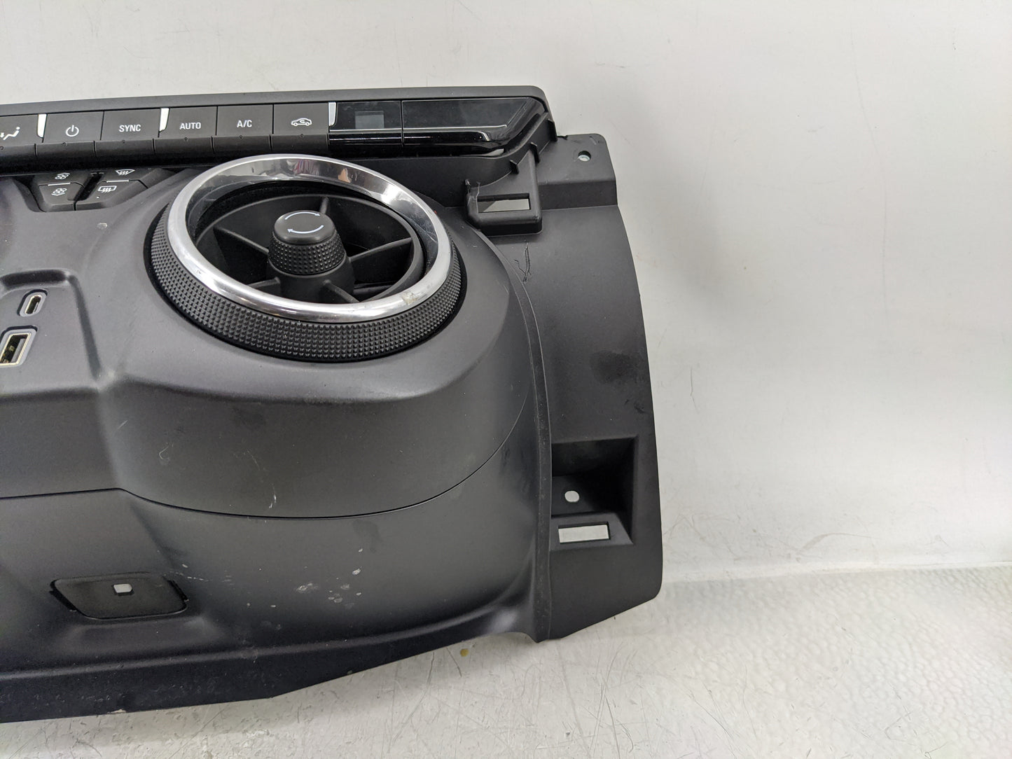 2019-2022 Chevrolet Blazer Climate Control Module Temperature AC/Heater Replacement P/N:000235226 84563762 Fits OEM Used Aut
